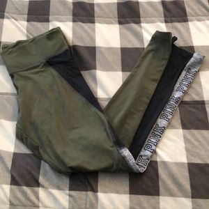 Victoria’s Secret Pink ultimate legging